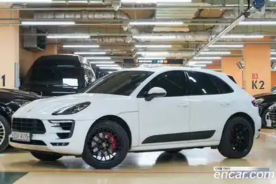 Porsche Macan, 2018