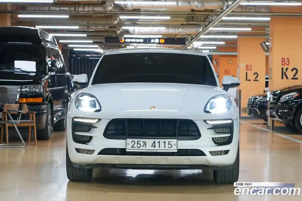 Porsche Macan 2018 3.0 гидро в Москве № 1196253, фото 3