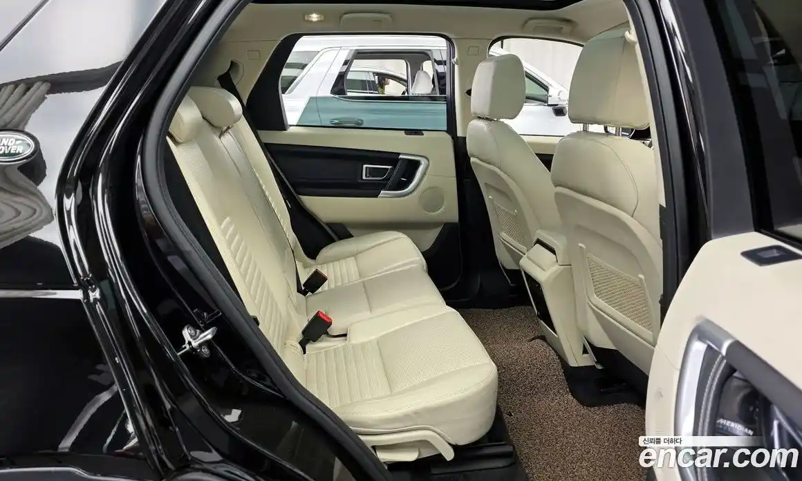 Land Rover Discovery Sport 2018 2.0 гидро в Москве № 1196551, фото 12