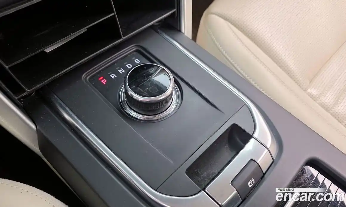 Land Rover Discovery Sport 2018 2.0 гидро в Москве № 1196551, фото 9