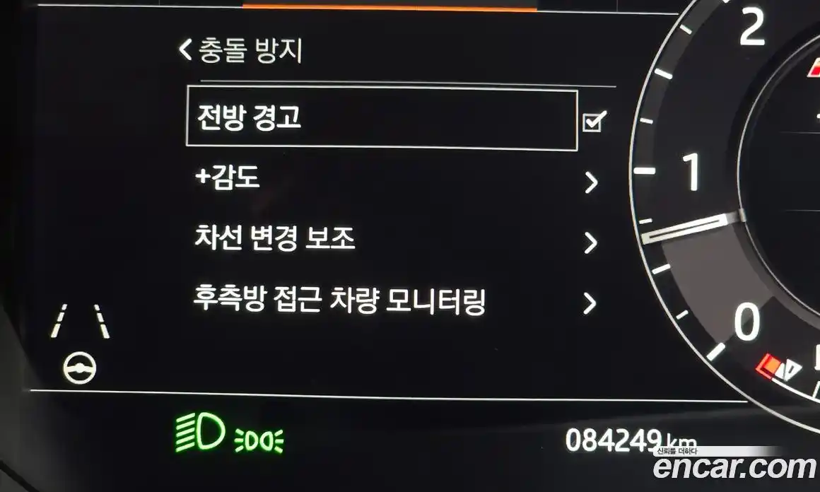 Land Rover Range-Rover Velar 2019 3.0 гидро в Москве № 1196614, фото 16