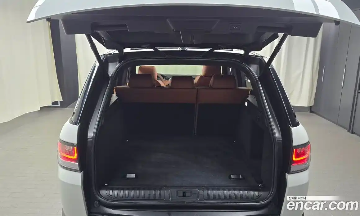 Land Rover Range-Rover Sport 2016 3.0 гидро в Москве № 1196688, фото 20