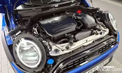 Mini Cooper 2024 2.0 гидро в Москве № 1196947, миниатюра 6