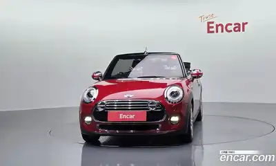 Mini Cooper Convertible 2018 1.5 гидро в Москве № 1197116, миниатюра 3