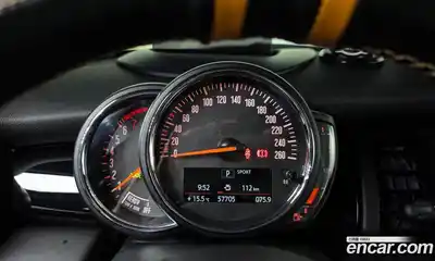 Mini Cooper Convertible 2018 1.5 гидро в Москве № 1197116, миниатюра 8