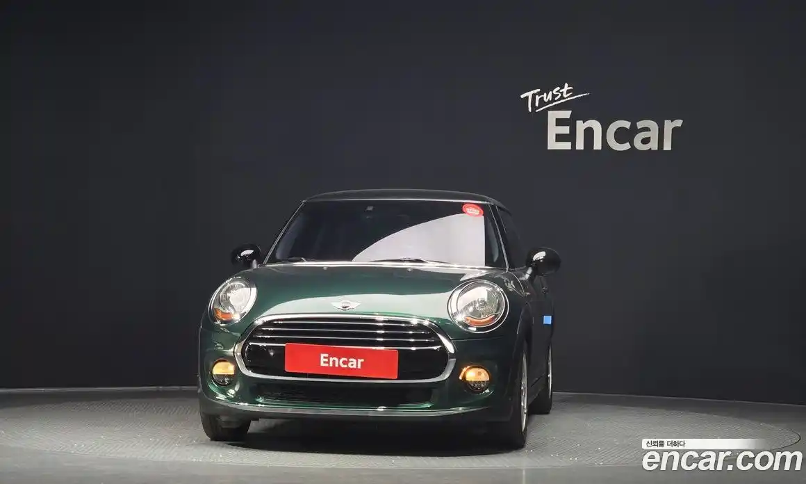 Mini Cooper 2016 1.5 гидро в Москве № 1197142, фото 3