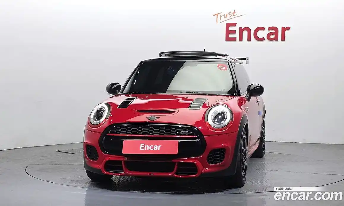 Mini Cooper 2016 2.0 гидро в Москве № 1197295, фото 3