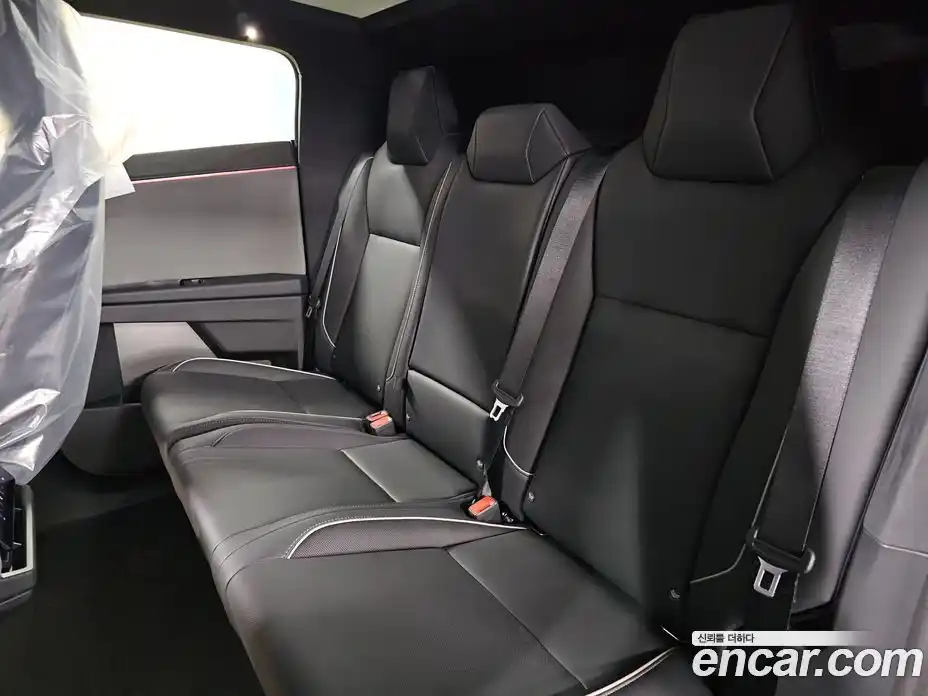 Tesla Cybertruck 2025 0.2 гидро в Москве № 1197586, фото 16