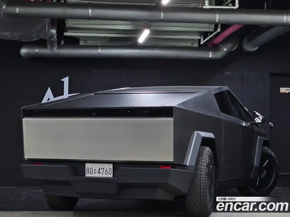 Tesla Cybertruck 2025 0.2 гидро в Москве № 1197586, фото 5