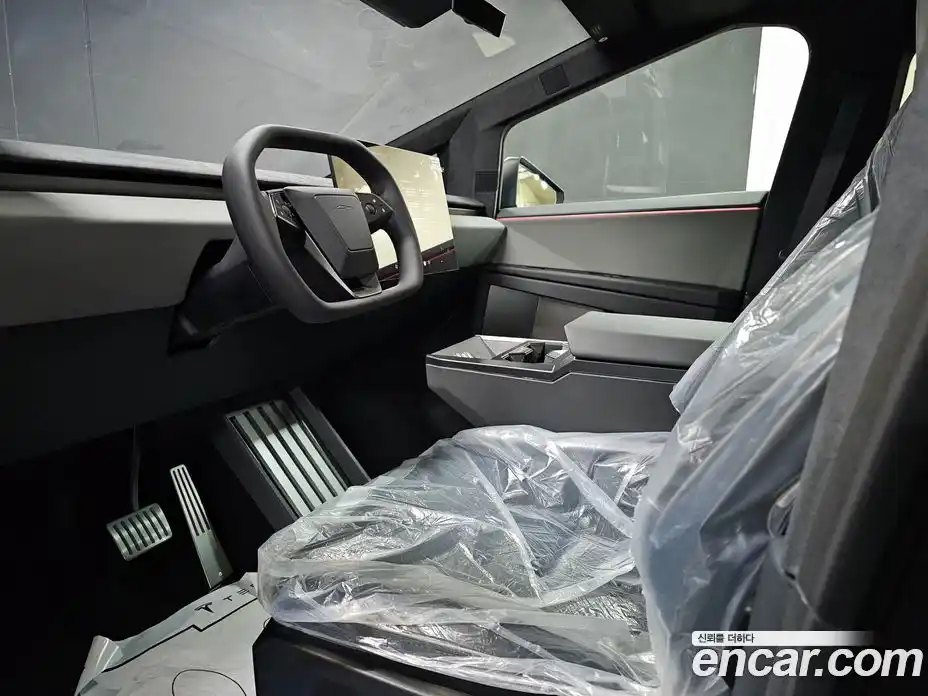 Tesla Cybertruck 2025 0.2 гидро в Москве № 1197586, фото 10