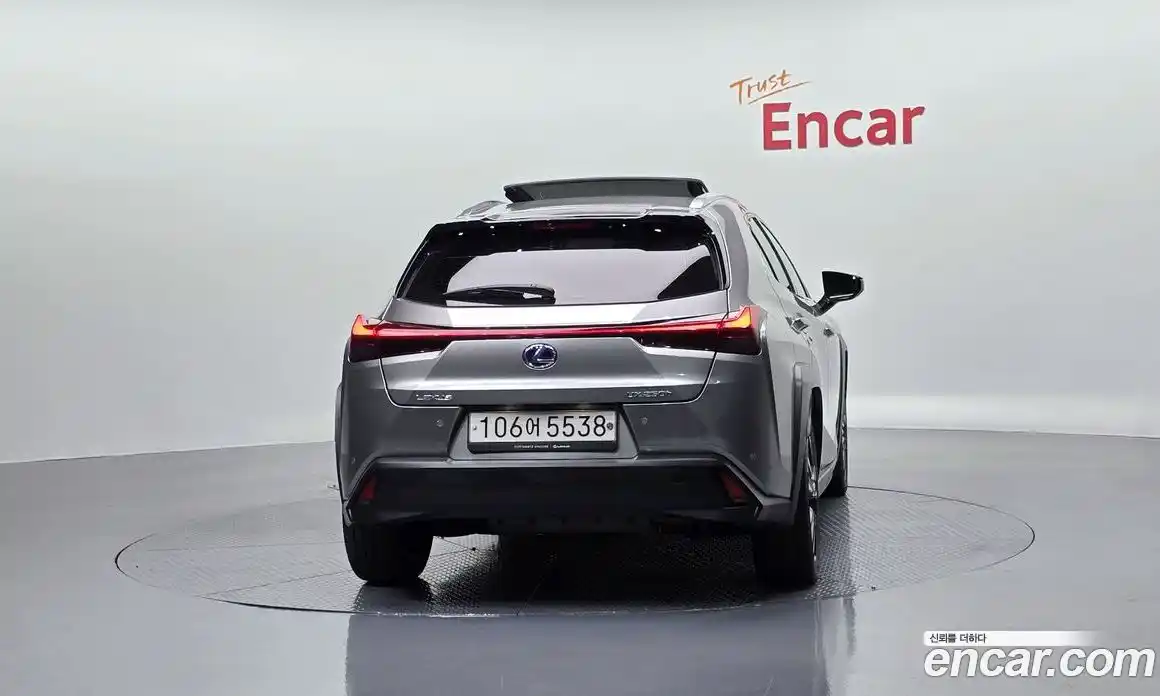 Lexus UX 2021 2.0 гидро в Москве № 1197664, фото 4