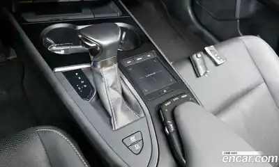 Lexus UX 2021 2.0 гидро в Москве № 1197664, миниатюра 9