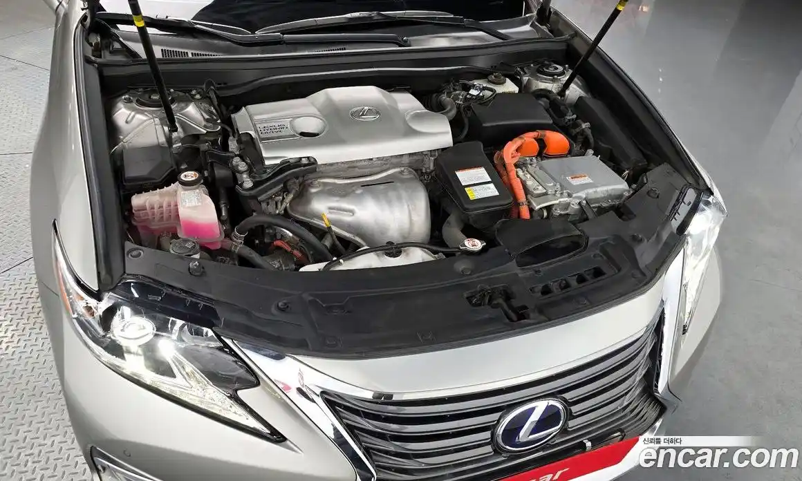 Lexus ES 2016 2.5 гидро в Москве № 1197691, фото 6