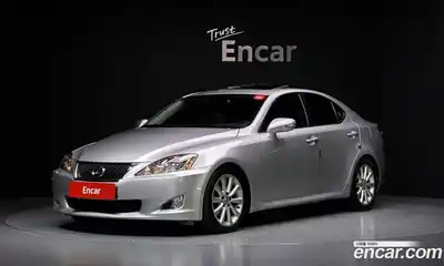 Lexus IS, 2009
