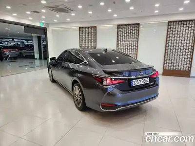 Lexus ES 2024 2.5 вариатор в Москве № 1197773, миниатюра 2
