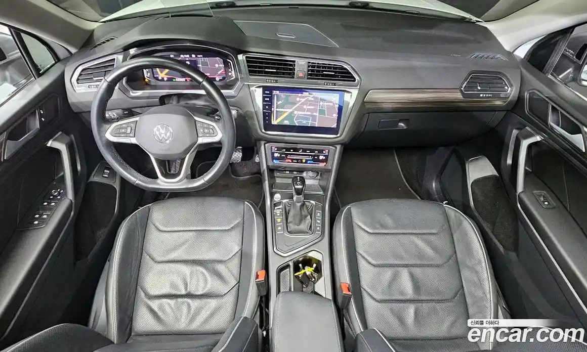 Volkswagen Tiguan 2023 2.0 гидро в Москве № 1197850, фото 7