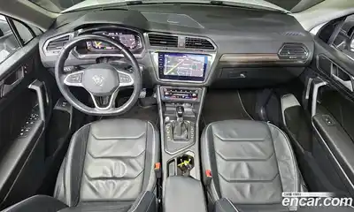 Volkswagen Tiguan 2023 2.0 гидро в Москве № 1197850, миниатюра 7