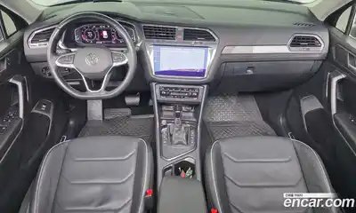 Volkswagen Tiguan 2022 2.0 гидро в Москве № 1197874, миниатюра 7