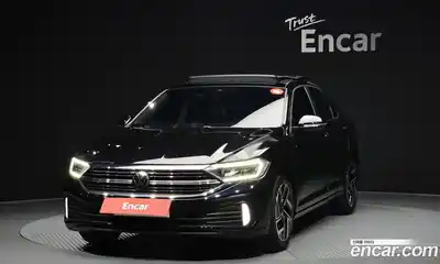 Volkswagen Jetta, 2022