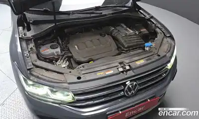 Volkswagen Tiguan 2021 2.0 гидро в Москве № 1197997, миниатюра 6