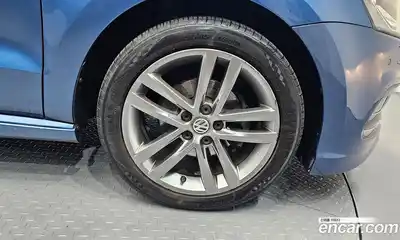 Volkswagen Polo 2016 1.4 гидро в Москве № 1198168, миниатюра 5