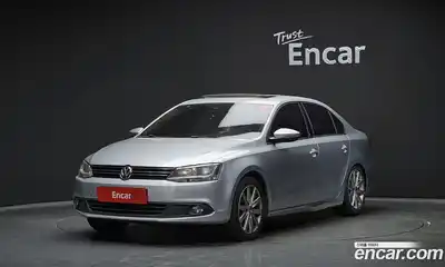 Volkswagen Jetta, 2012