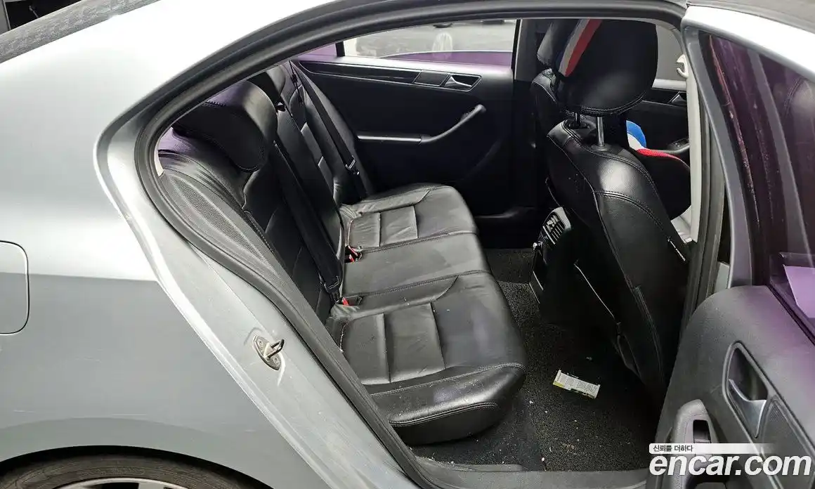 Volkswagen Jetta 2012 2.0 гидро в Москве № 1198314, фото 11