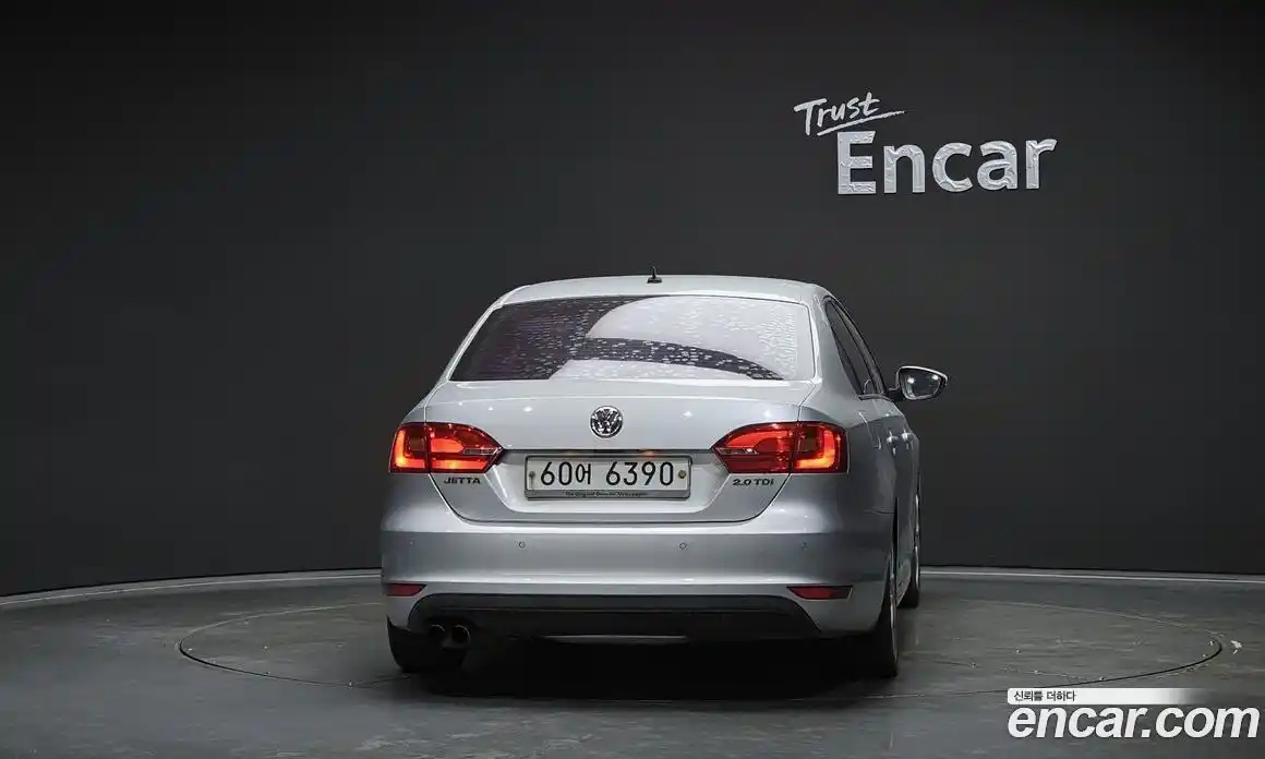 Volkswagen Jetta 2012 2.0 гидро в Москве № 1198314, фото 4