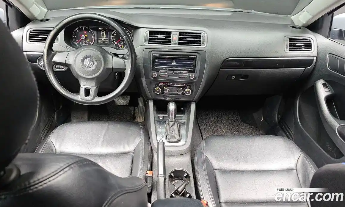 Volkswagen Jetta 2012 2.0 гидро в Москве № 1198314, фото 7