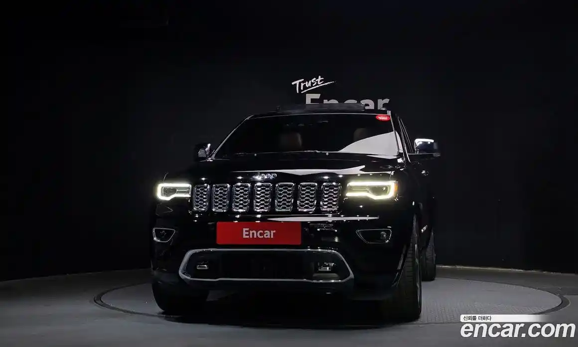 Jeep Cherokee 2021 3.6 гидро в Москве № 1198460, фото 3