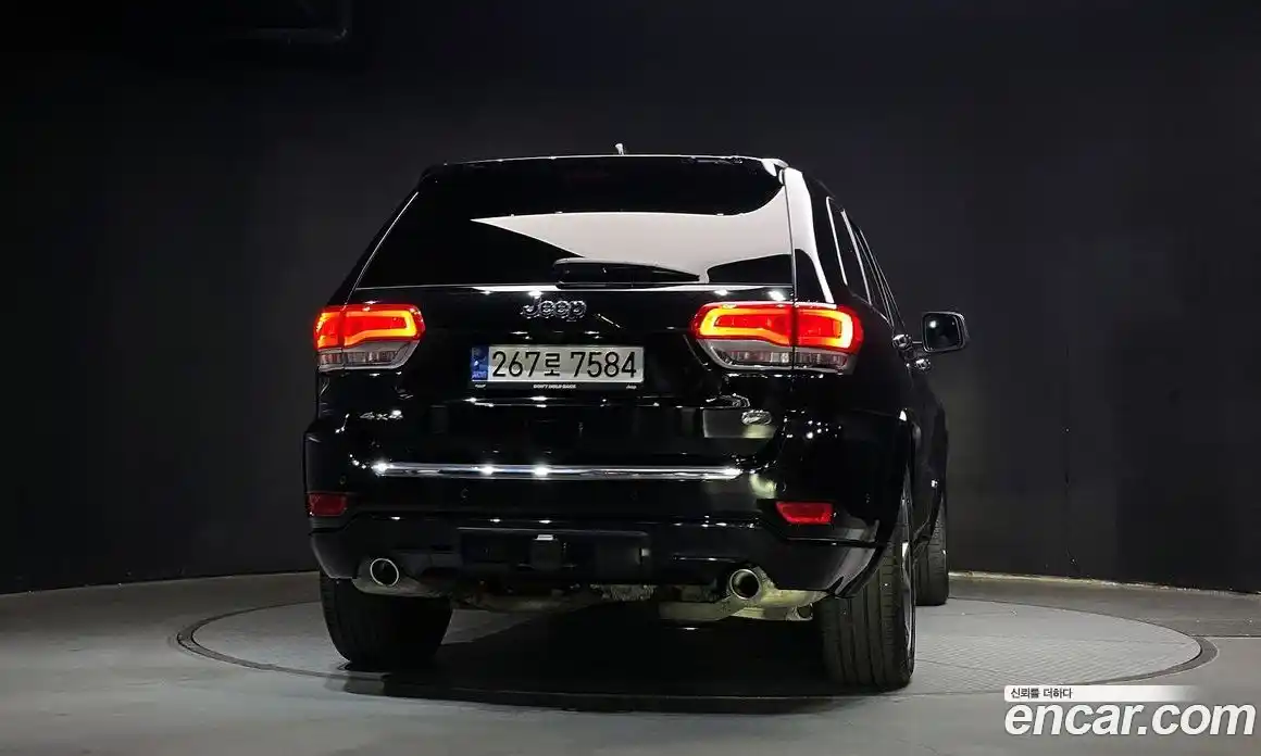 Jeep Cherokee 2021 3.6 гидро в Москве № 1198460, фото 4