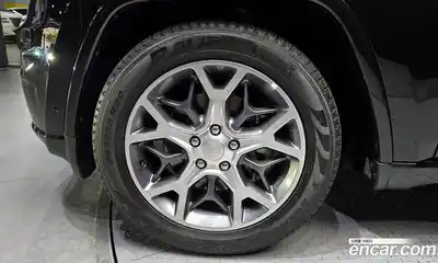 Jeep Cherokee 2021 3.6 гидро в Москве № 1198460, миниатюра 5