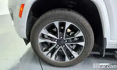 Jeep Cherokee 2022 3.6 гидро в Москве № 1198478, миниатюра 5