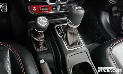 Jeep Wrangler 2019 2.0 гидро в Москве № 1198516, миниатюра 9