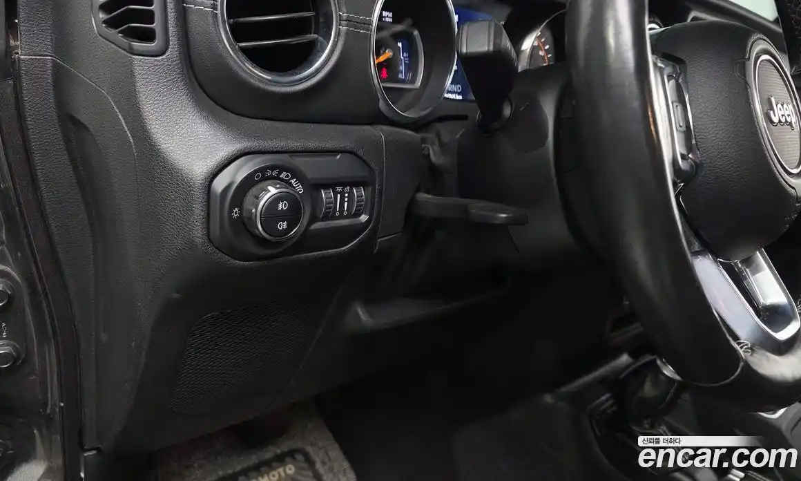Jeep Wrangler 2021 2.0 гидро в Москве № 1198642, фото 17