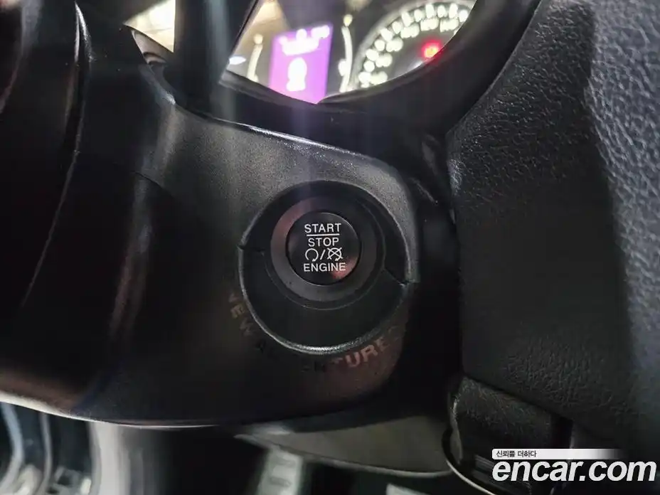 Jeep Renegade 2016 2.4 гидро в Москве № 1198750, фото 14