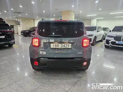 Jeep Renegade 2016 2.4 гидро в Москве № 1198750, миниатюра 4