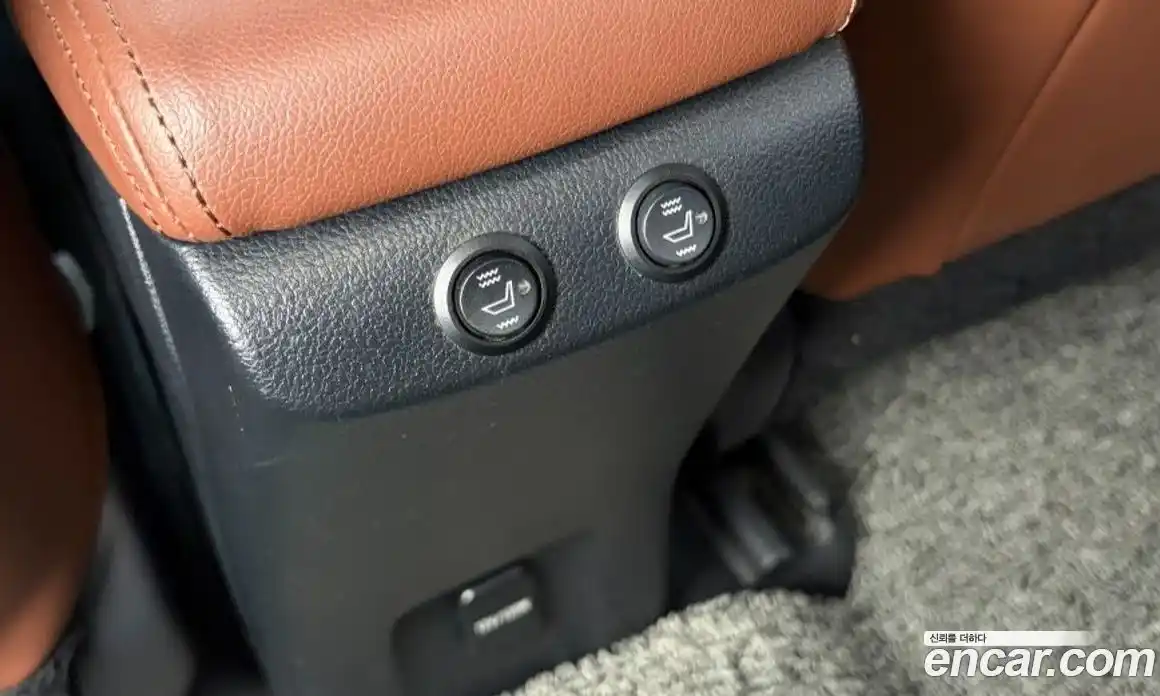 Toyota Prius 2018 1.8 вариатор в Москве № 1198962, фото 17