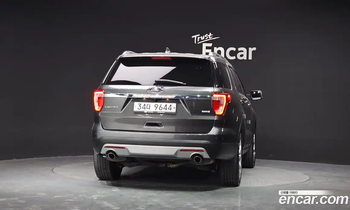 Ford Explorer 2016 2.3 гидро в Москве № 1199273, фото 4