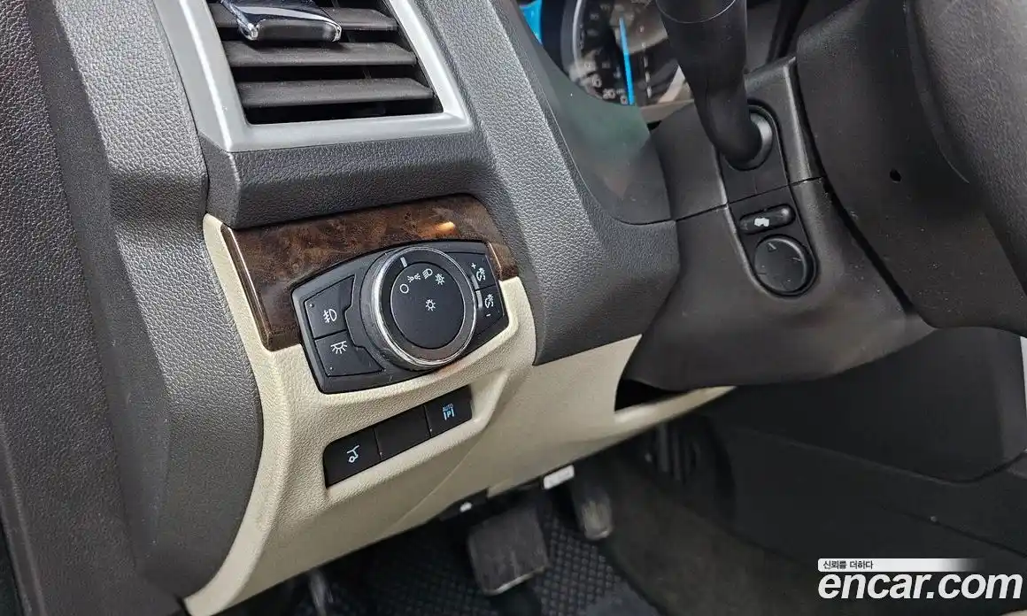 Ford Explorer 2015 3.5 гидро в Москве № 1199385, фото 15