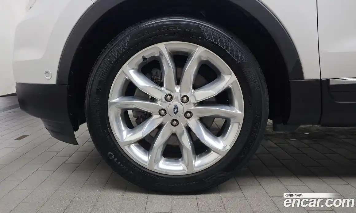 Ford Explorer 2015 3.5 гидро в Москве № 1199385, фото 5