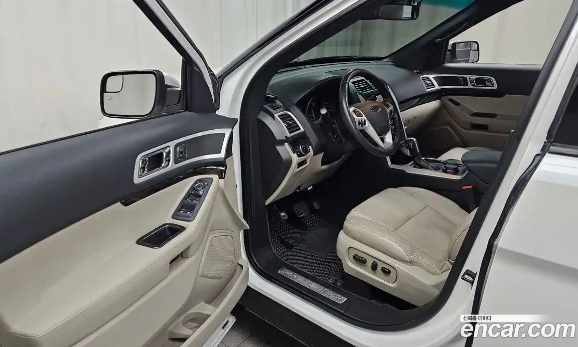 Ford Explorer 2015 3.5 гидро в Москве № 1199385, фото 10