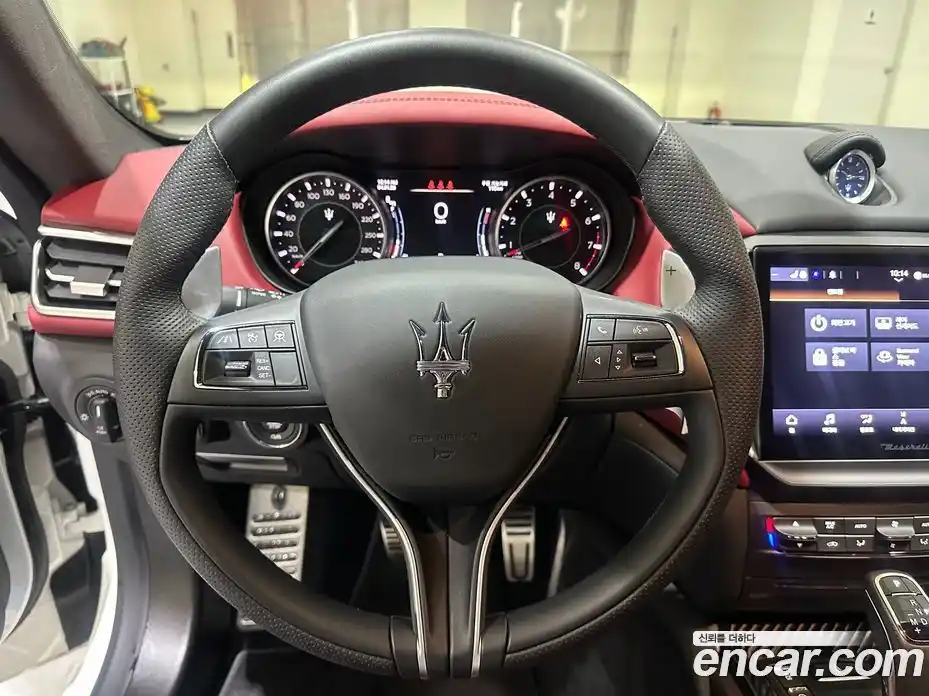 Maserati Ghibli 2023 3.0 гидро в Москве № 1199749, фото 13