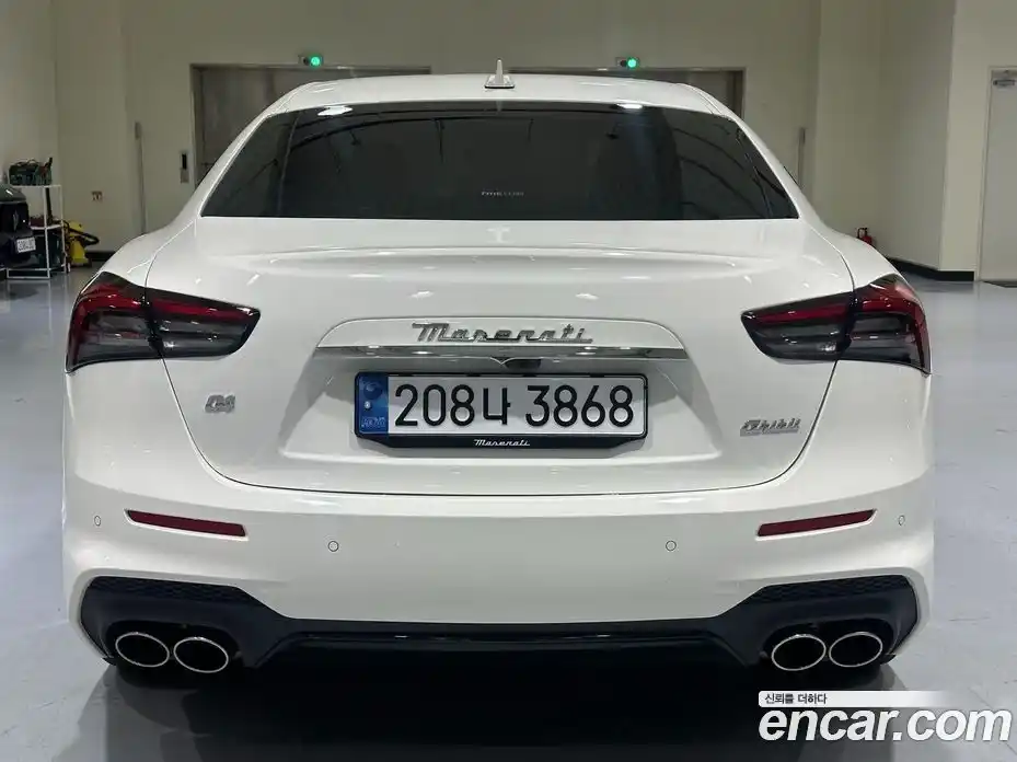 Maserati Ghibli 2023 3.0 гидро в Москве № 1199749, фото 4