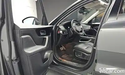 Jaguar F-Pace 2019 2.0 гидро в Москве № 1199797, миниатюра 10