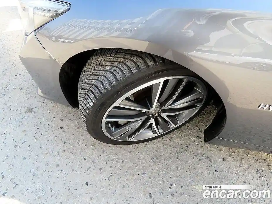 Infiniti Q50 2015 3.5 гидро в Москве № 1200014, фото 20