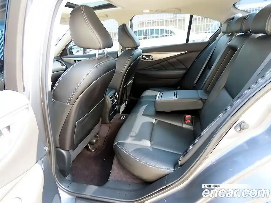 Infiniti Q50 2015 3.5 гидро в Москве № 1200014, фото 6