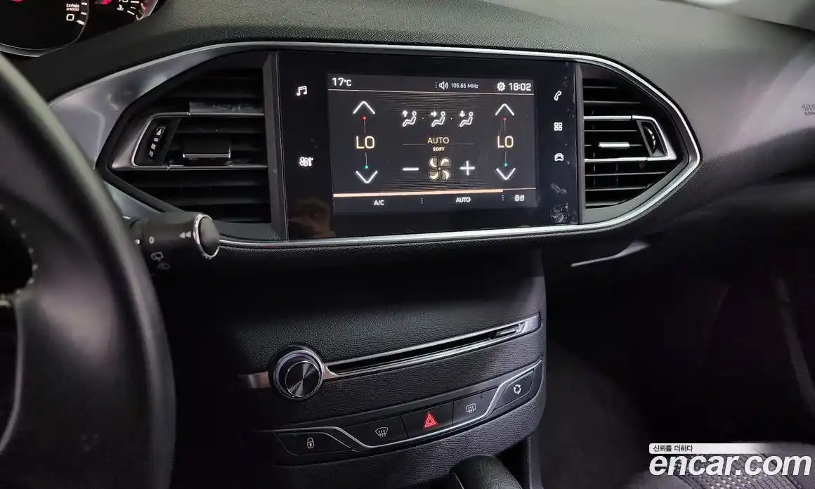 Peugeot 308 2018 1.6 гидро в Москве № 1200053, фото 14