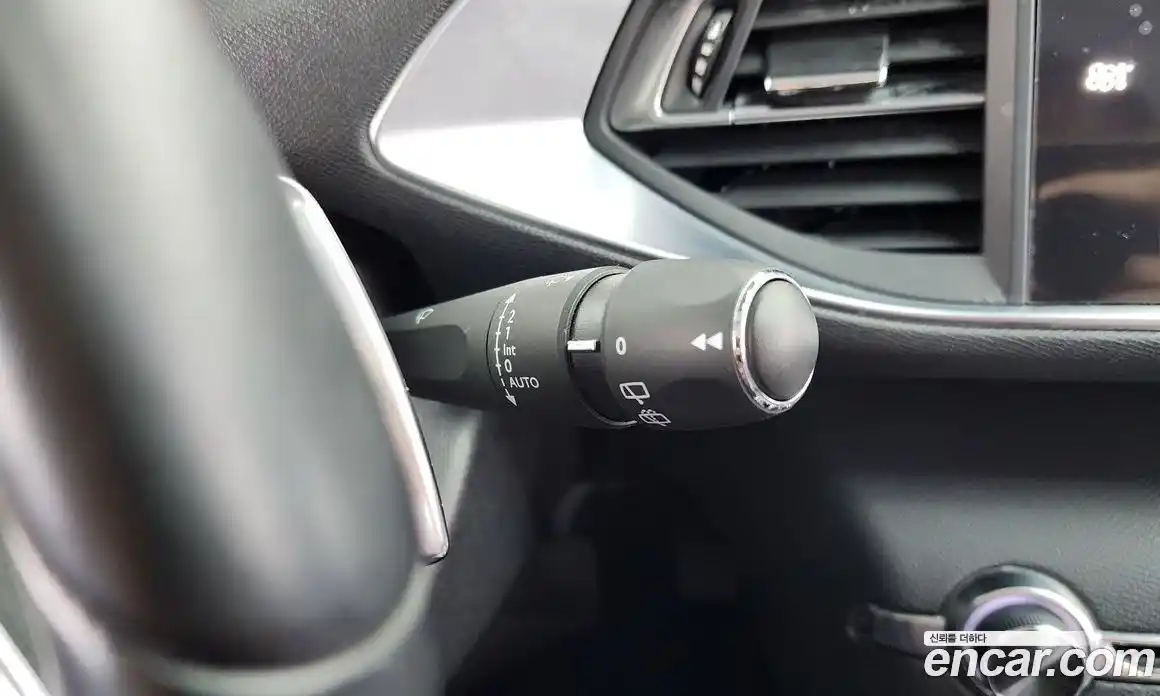 Peugeot 308 2018 1.6 гидро в Москве № 1200053, фото 18