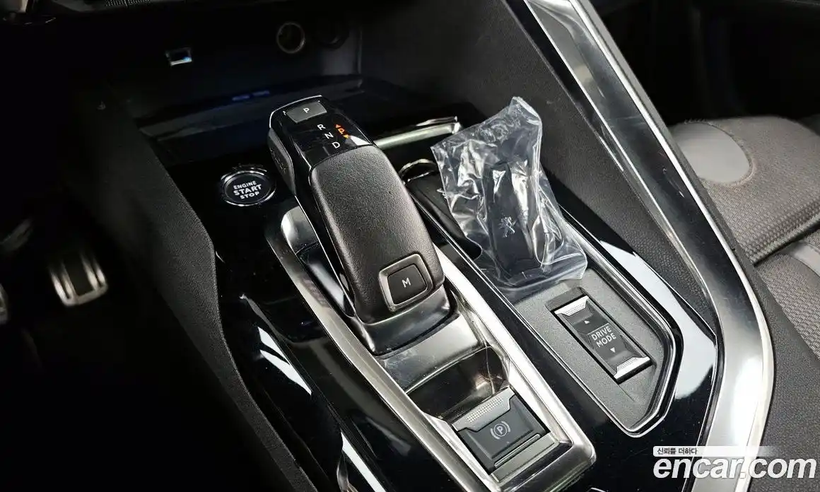 Peugeot 3008 2022 1.2 гидро в Москве № 1200060, фото 9